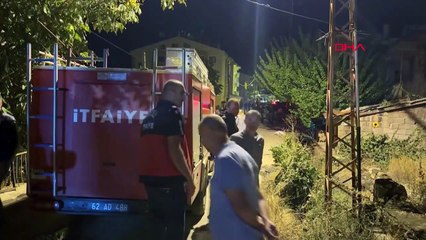 Elektrik Kesintisine Sinirlenen Kişi Yolu Odunla Kapatarak Yakmaya Kalktı