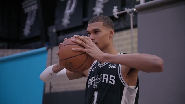 Spurs - Wembanyama, attraction du media day