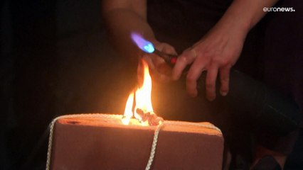 شاهد: "أوبرا البنادق" في واشنطن.. عرض يندد بعنف الأسلحة