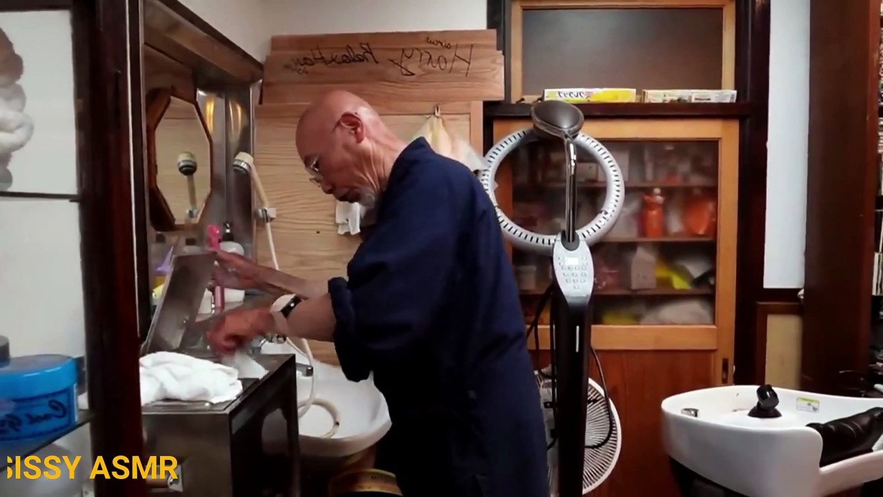 SISSY ASMR : TRADITIONAL JAPANESE FACIAL MASSAGE (BEARD MUSTACHE EAR EYEBROWS AND NOSE) 1/2