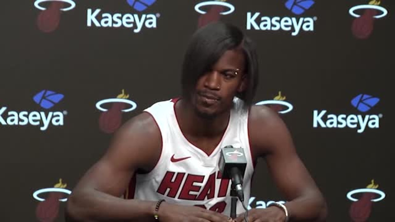 Jimmy Butler's explains new eye-raising 'emo' look - فيديو Dailymotion