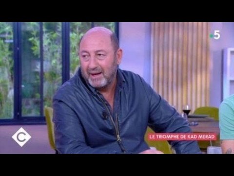 “Ça commence bien” : Kad Merad se fait recadrer par Anne-Elisabeth Lemoine dès...