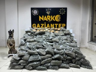 Gaziantep'te 180 Kilogram Uyuşturucu Ele Geçirildi, 2 Şüpheli Gözaltına Alındı