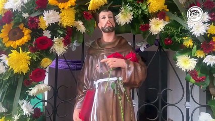 Bajo lluvia celebran a San Francisco de Asís