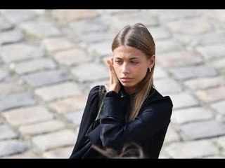 Mort de Jean-Paul Belmondo : sa fille Stella sort du silence et fait un retour...