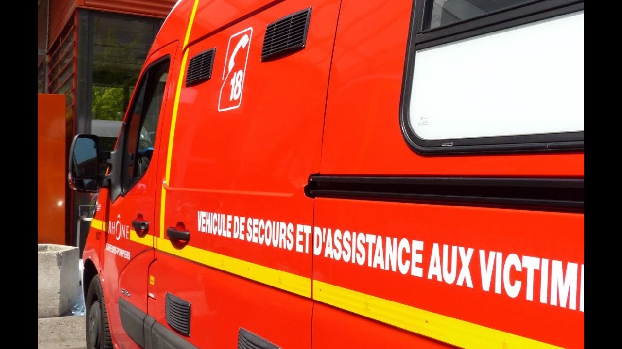 VIDEO: Un mort et trois blessés légers dans un incendie d’immeuble à Lyon