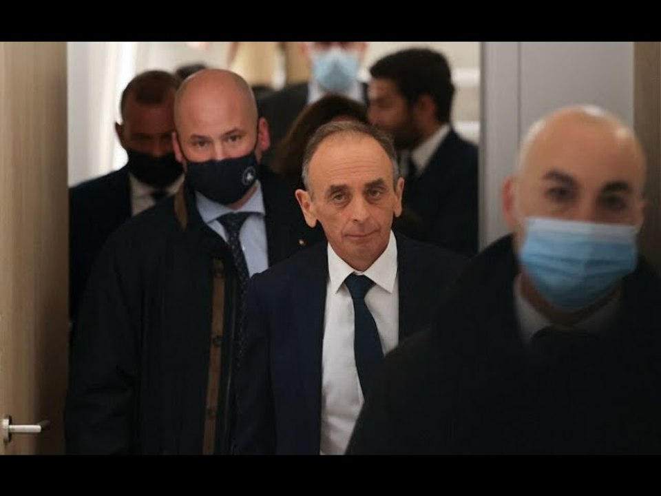 Eric Zemmour traite Gilles Bouleau de «connard» à la sortie du 20 Heures de TF1