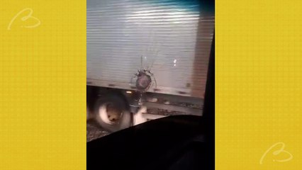 Adolescentes apreendidos pedras em caminhões no Contorno Leste