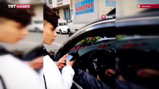 Damattan pos makinesi ile bahşiş aldı