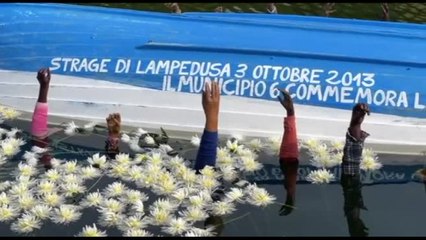 Un'installazione a Milano per ricordare la strage di Lampedusa