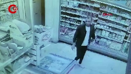 Markette çaldığı etleri ceketinin ceplerine koyup kaçtı