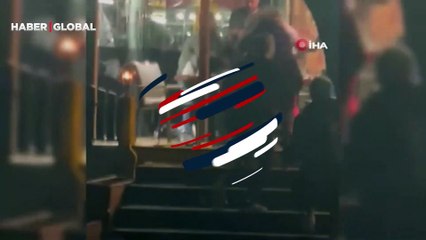 Kafede ortalık böyle karıştı: Kadınlar saç saça kavga etti