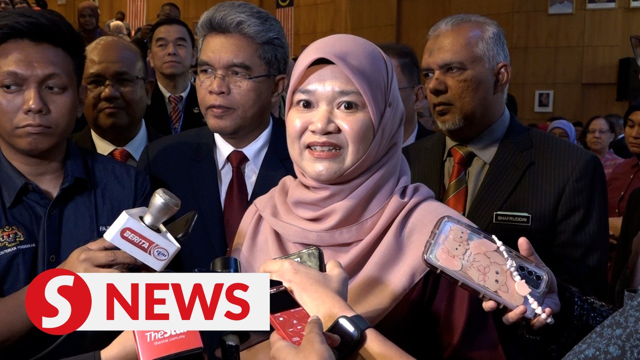 Haze: Schools must stop outdoor activities if API breaches 'unhealthy level', says Fadhlina