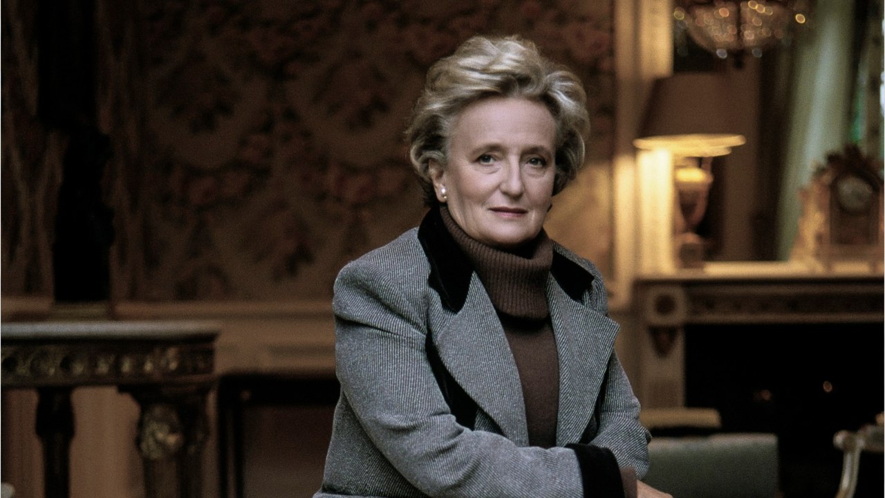 GALA VIDEO - Bernadette Chirac, femme de l’ombre : cette "première humiliation" blessante de son mari Jacques Chirac à son arrivée à l’Élysée