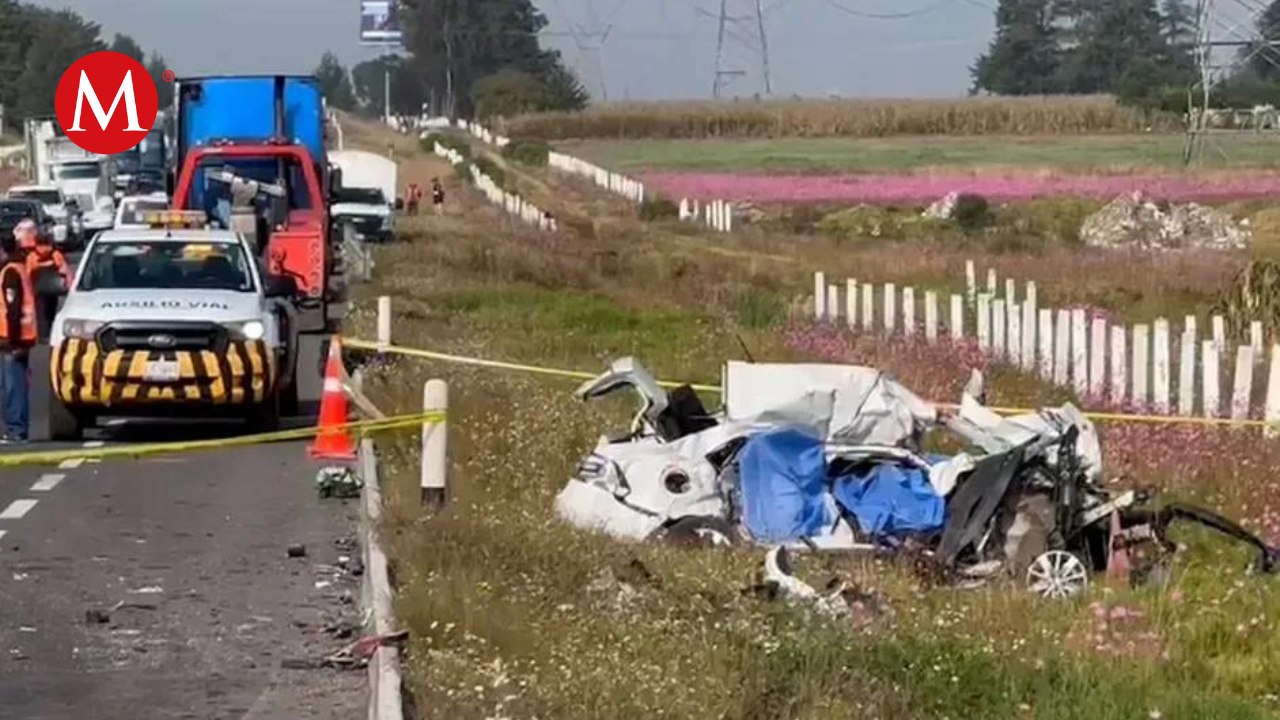 Cinco personas mueren tras accidente en carretera Toluca-Valle de Bravo; chocaron con una vaca
