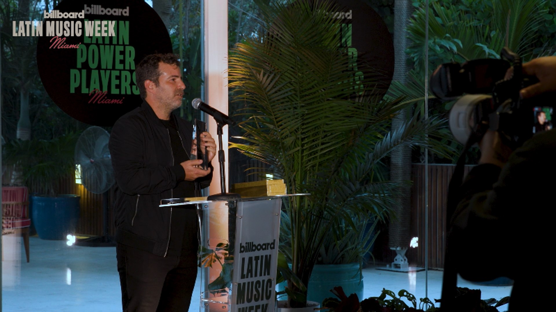 ⁣Esteban Geller of Sony Music U.S. Latin Accepts the Hot Latin Songs Label of the Year Award | Latin 