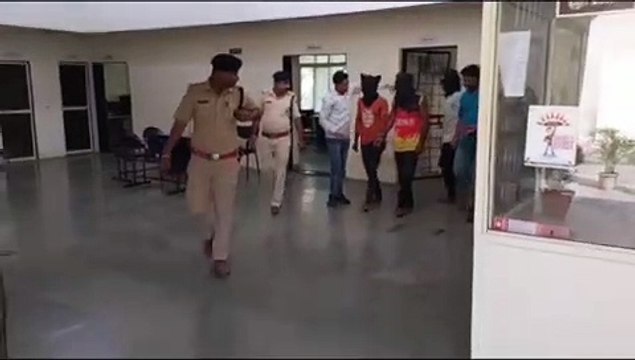 Nimbola police arrested 04 accused of robbery