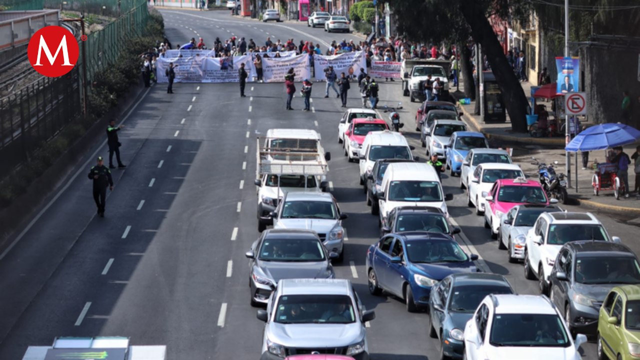 Bloqueo de transportistas en la alcaldía Coyoacán, CdMx