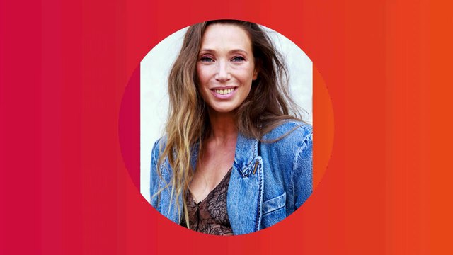 PHOTOS Laura Smet en dentelle transparente et maxi-semelles, elle joue les atouts charmes près d'une célèbre fille de