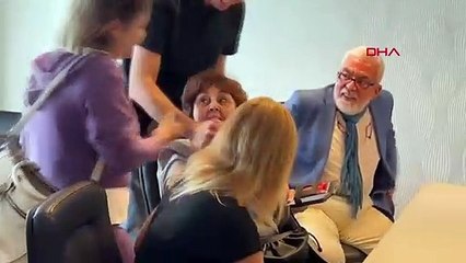 Le journaliste Ayşenur Arslan a été libéré après avoir été arrêté pour propagande terroriste