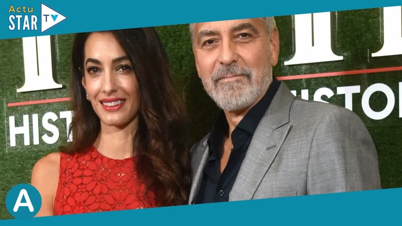 George et Amal Clooney amoureux face à leur grande amie Julia Roberts, magnifique en mini-jupe