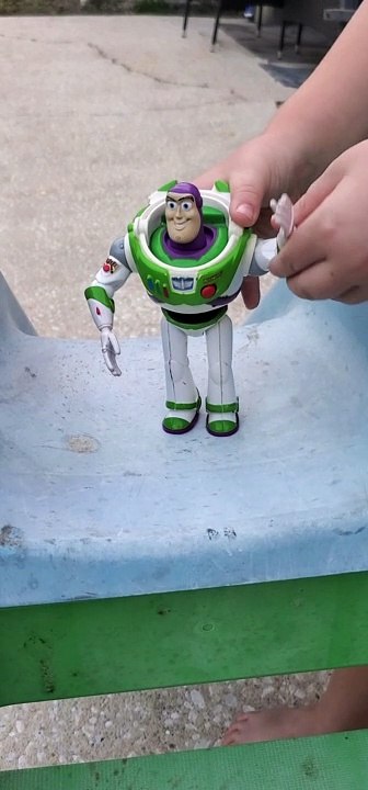 Buzz Lightyear - Slide Test