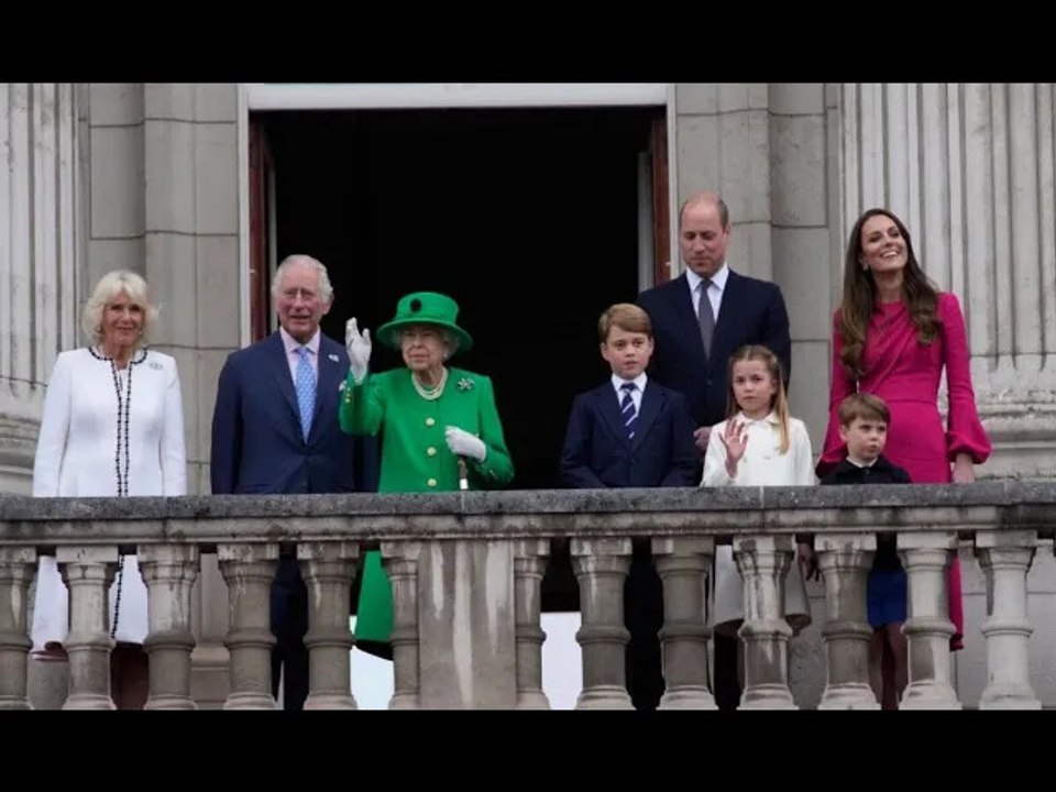 Queen’s reason for promoting Kate above Camilla on Jubilee: ‘Not rubbing nose in it’