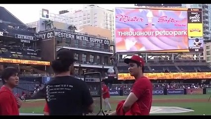 Shohei Ohtani & Yu Darvish at Petco Park 2021/9/7 MLB, 大谷翔平とダルビッシュ有ペトコパークで話している（よく聞こえない）,