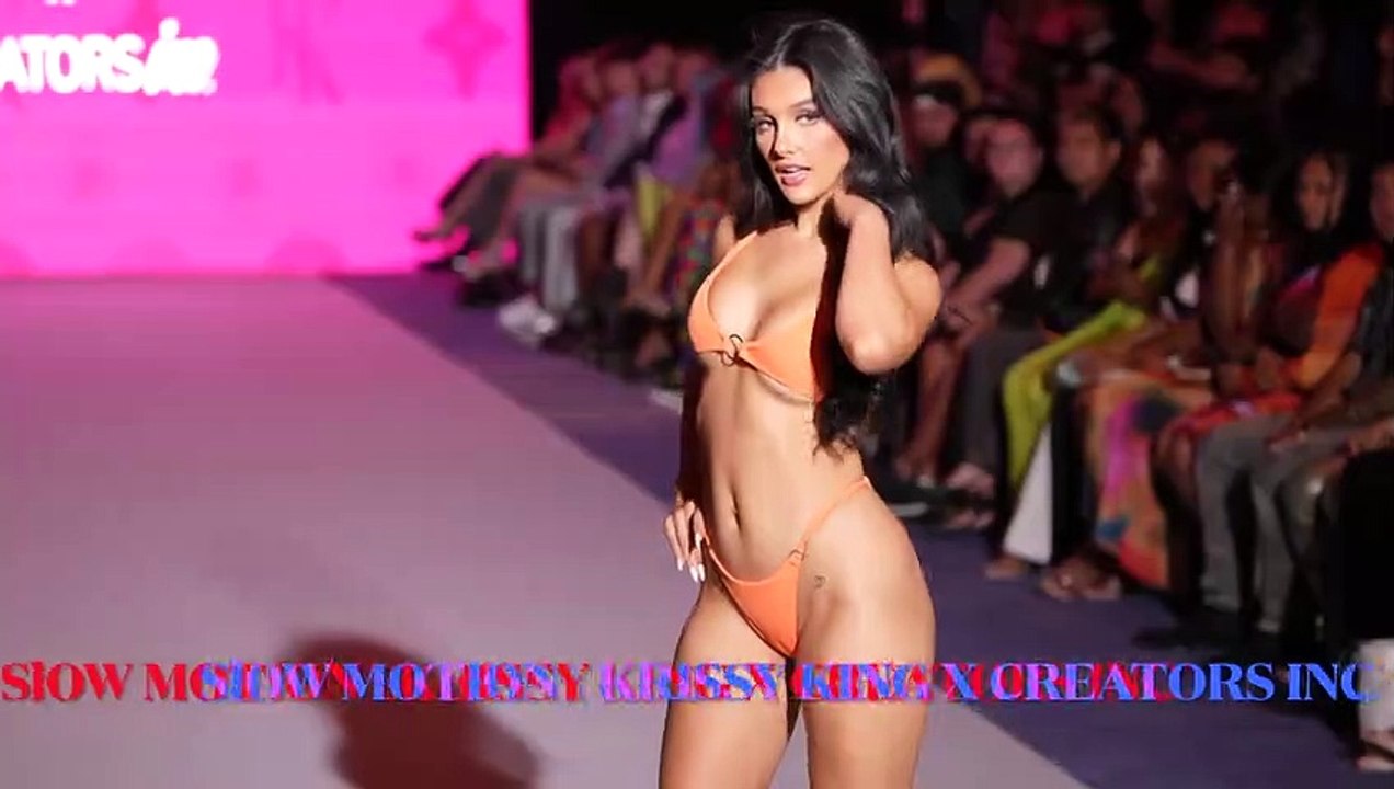 Natalie Gibson in Slow Motion _ The Bureau Fashion Week x Creators Inc in Slow Motion 4k