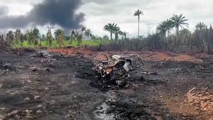Blast kills dozens at illegal Nigerian oil refinery