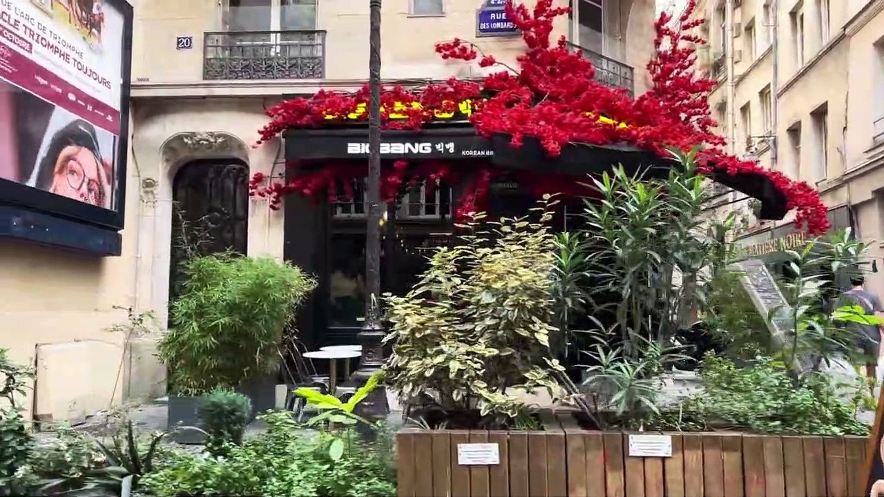 Walking in Paris - Tip Top Street Walk - September 30, 2023 - 4K 60 fps