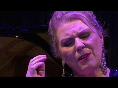 Australian mezzo-soprano Jacqueline Dark has died aged 55