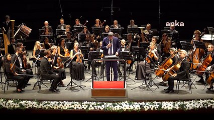 Kadıköy Belediyesi'nin Cumhuriyet'in 100. yılına özel hazırlattığı 'Türkiye' adlı klasik müzik eseri konserle tanıtıldı
