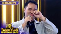 Daily Contender Jhon becomes emotional on It's Showtime | Tawag Ng Tanghalan