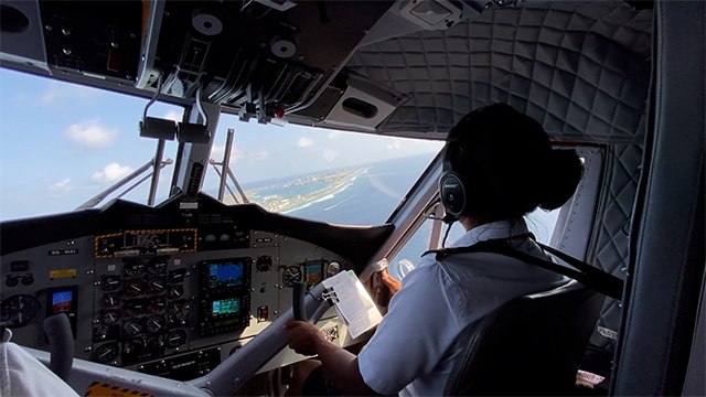 Indian Flights में Pilots Crew Members के Perfume Dental Product Use पर Ban, Reason Viral | Boldsky