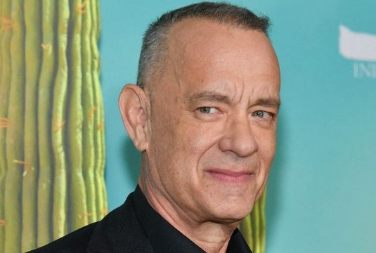 Tom Hanks : le comédien tire la sonnette d’alarme sur une publicité qui a utilisé son image grâce à une intelligence artificielle