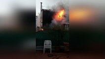 Un incendio afecta a un edificio de cinco plantas en Mataró (Barcelona)