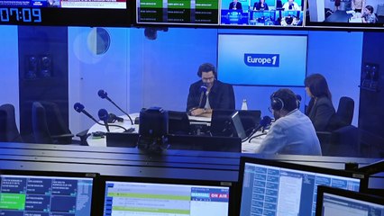 Télécharger la video: Mort de Jean-Pierre Elkabbach : Julien Dray craque en plein direct sur Europe 1