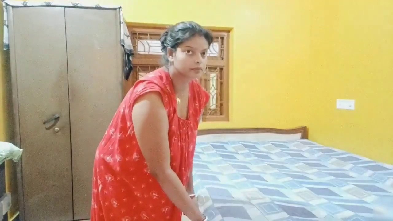 Beautiful Bhabi vlogआज सुबह ही कर लिया घर के सारे काम। एक नई मुसीबत खड़ी हो गई  cleaning Vlog_ #dailyvlog #hindivlog