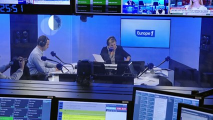 A l'occasion des 65 ans de la Constitution, Macron dévoile ses pistes pour une réforme constitutionnelle.