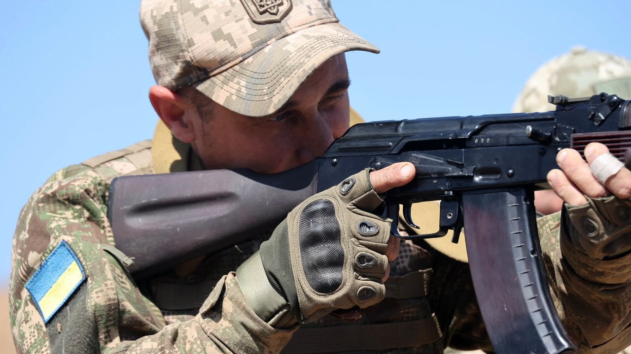 Ukrainische spezialeinheiten offenbar auf krim gelandet!