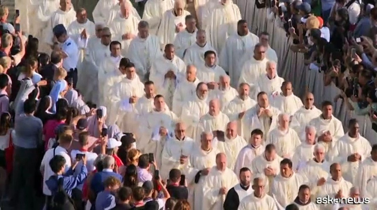 Il Papa apre il Sinodo in Vaticano: "Non ? un Parlamento"