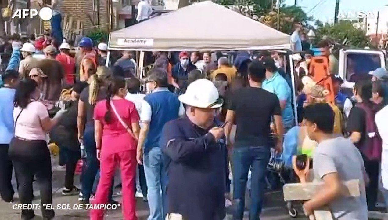 Messico, crolla il tetto di una chiesa: morti e feriti
