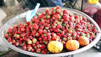Le marché couvert de Karaağaç a commencé à fonctionner à Uşak