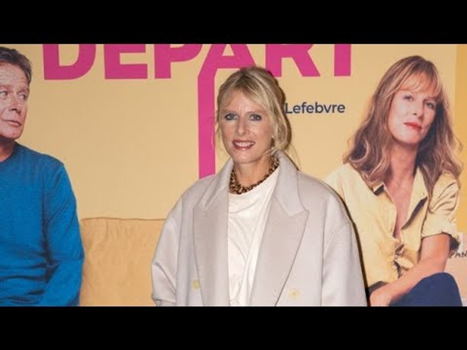 "Ce gars m’a enchantée" : Karin Viard évoque sa...