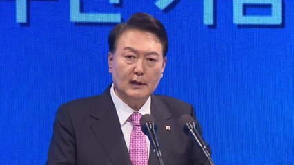 尹, 파독 근로자 초청 오찬..."땀과 헌신 기억할 것" / YTN