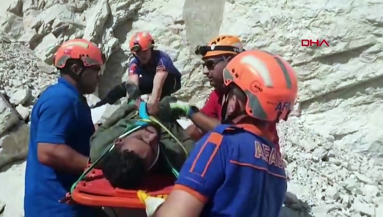 L'un des immigrants illégaux est tombé et l'autre s'est enfui à Edirne