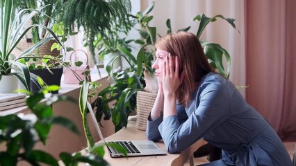 Why This Isn't a Pre-Recorded Hypnosis Session