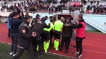 Kars'ta Ziraat Türkiye Kupası maçı sonrası polis ve taraftarlar arasında arbede yaşandı
