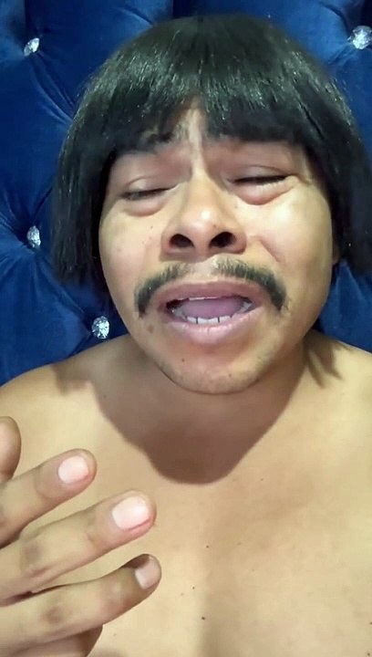Compa que le parece esa morra.